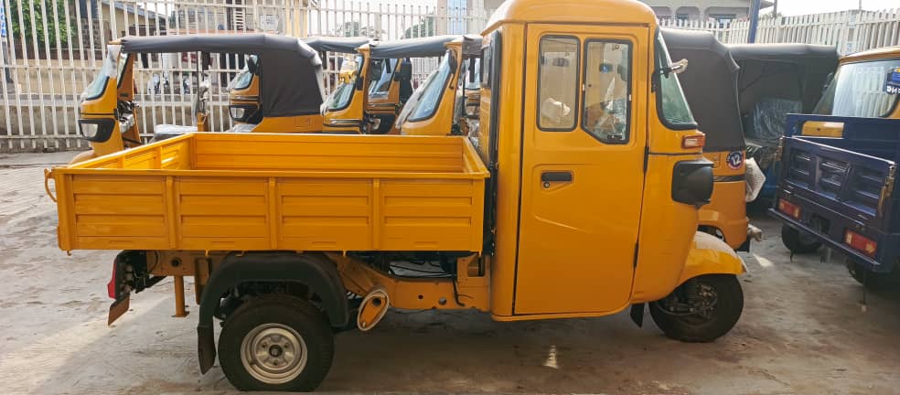 Bajaj 3 Wheeler Pickup